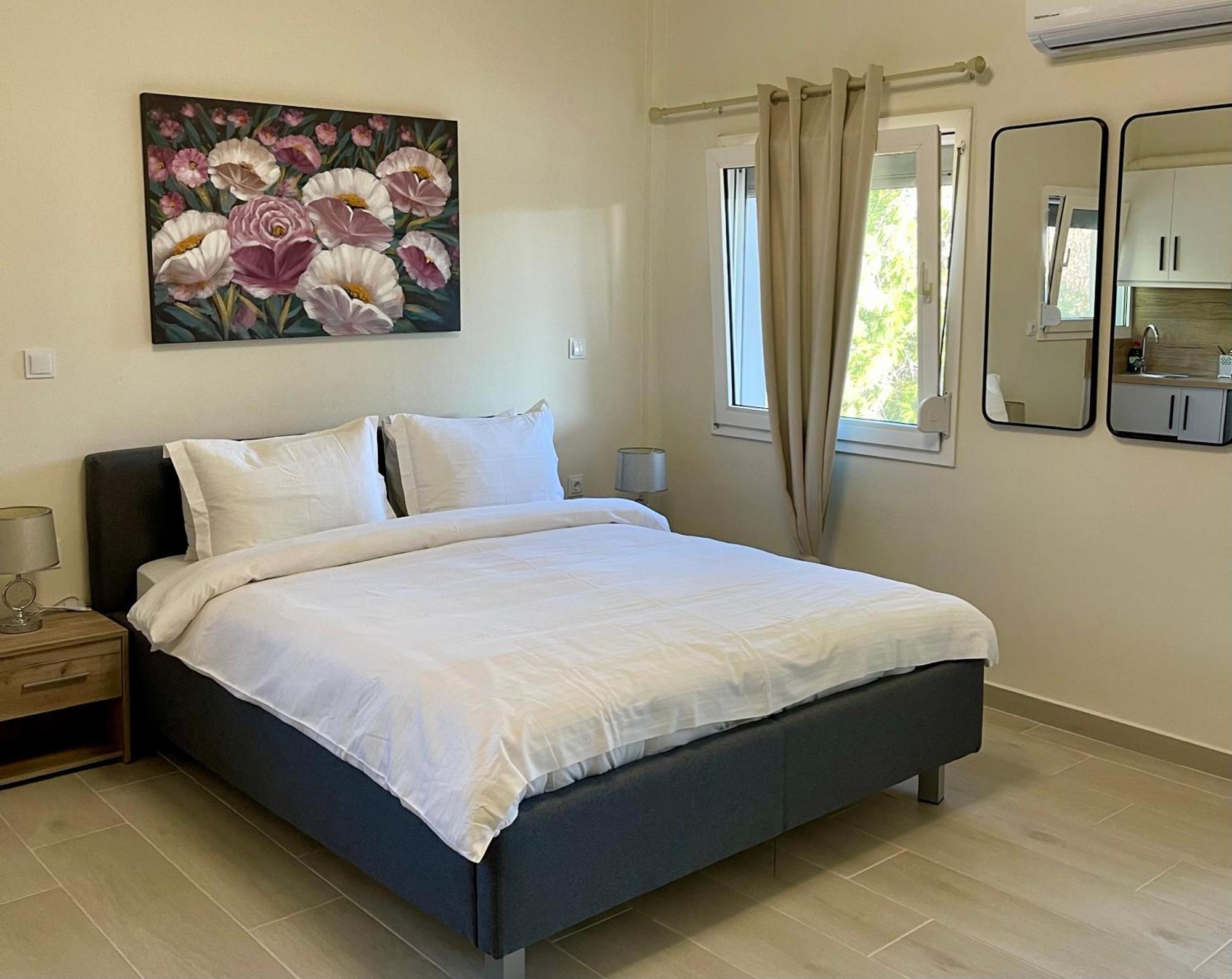 Lemnos Urban Escape Apartment Myrina