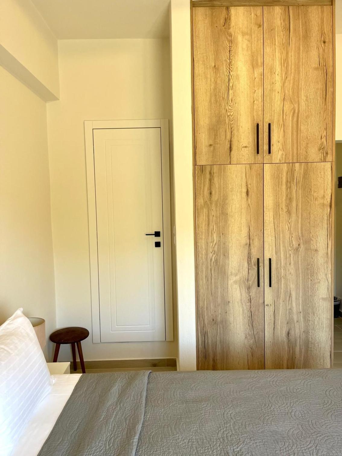 Lemnos Urban Escape Apartment